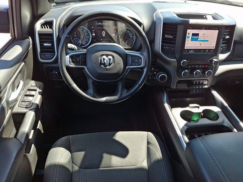 Used 2022 RAM 1500 Big Horn w/ Night Edition AWD/4WD image 10