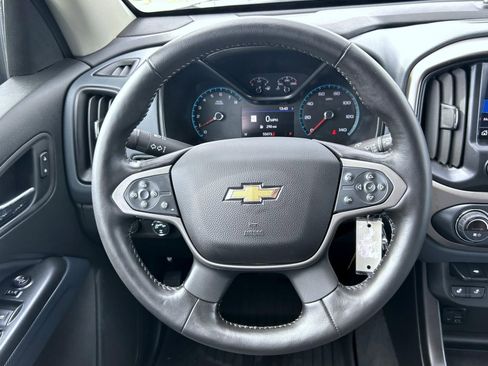Used 2022 Chevrolet Colorado Z71 image 11