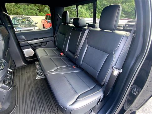 Used 2023 Ford F150 Lariat w/ Equipment Group 502A High AWD/4WD image 27