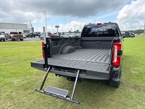 New 2026 Ford F350 Lariat w/ Black Appearance Package AWD/4WD image 48