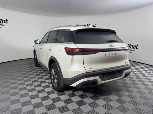 Used 2023 INFINITI QX60 Luxe image 11