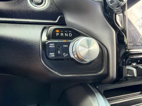 Used 2022 RAM 2500 Laramie AWD/4WD image 13