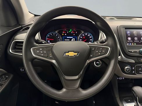 Used 2022 Chevrolet Equinox LT AWD/4WD image 14