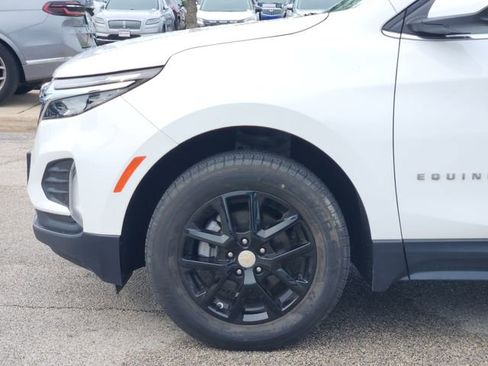 Used 2024 Chevrolet Equinox LT AWD/4WD image 5