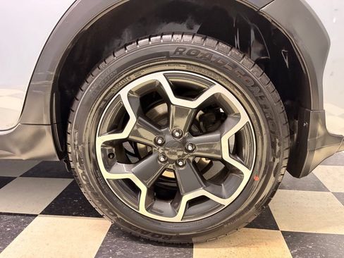 Used 2015 Subaru Crosstrek 2.0i Limited AWD/4WD image 8