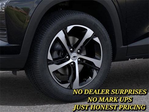 New 2026 Chevrolet Trax RS image 9