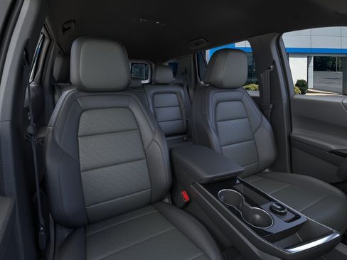 New 2026 Chevrolet Equinox LT FWD image 16