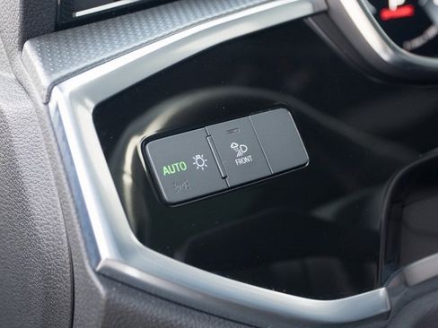 Used 2021 Audi Q3 2.0T Premium Plus w/ Premium Plus Package image 29