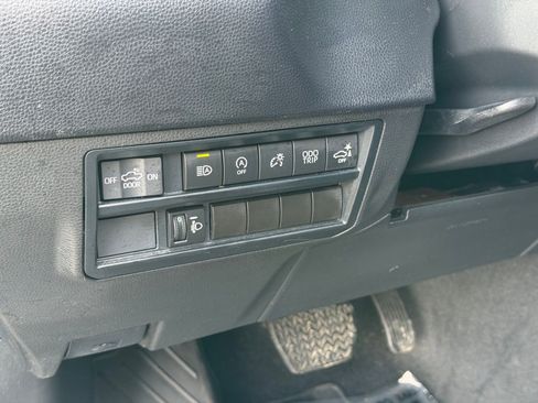 Used 2023 Toyota Tundra SR5 w/ SR5 Convenience Package image 15