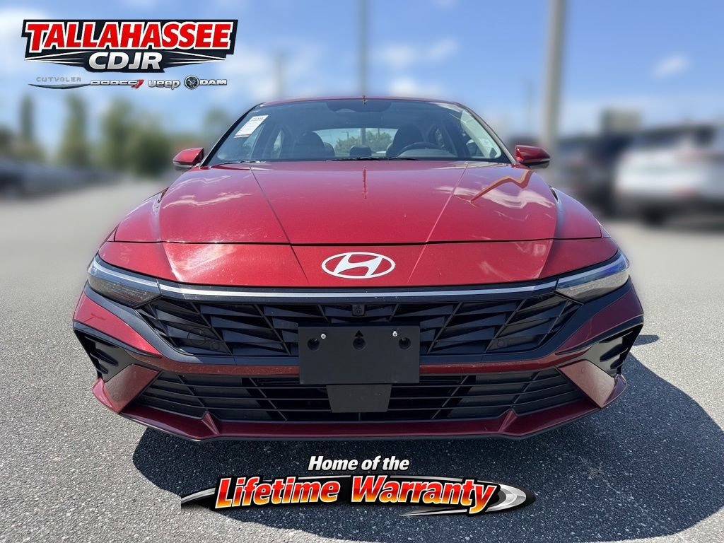 Used 2024 Hyundai Elantra Limited FWD image 10