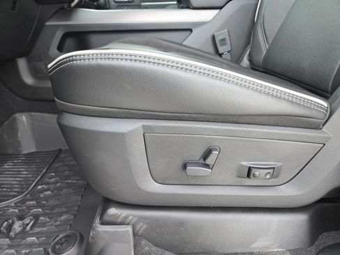 New 2026 RAM 2500 Laramie w/ Night Edition image 20