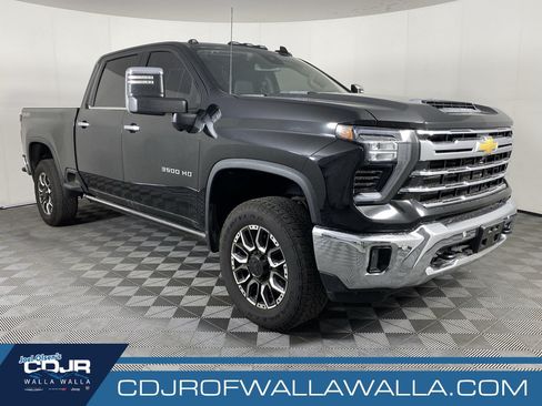 Used 2024 Chevrolet Silverado 3500 LTZ w/ LTZ Convenience Package AWD/4WD image 1