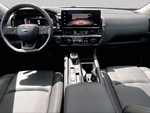 New 2026 Nissan Pathfinder SL FWD image 5
