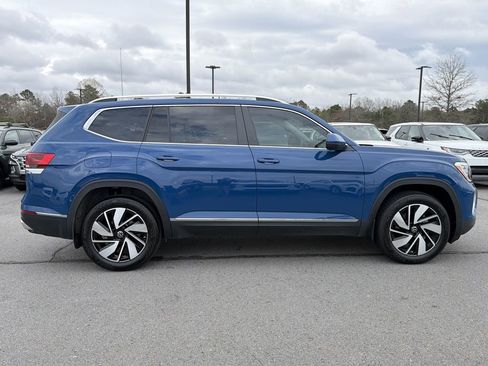 Used 2025 Volkswagen Atlas SEL image 6