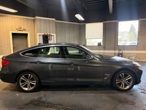 Used 2017 BMW 330i Gran Turismo xDrive AWD/4WD image 7