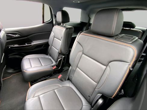 Used 2023 GMC Acadia AT4 w/ Technology Package AWD/4WD image 19