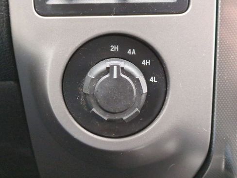 Used 2017 Ford Expedition XLT image 31