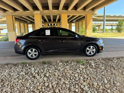 Used 2016 Chevrolet Cruze LT w/ RS Package FWD image 2