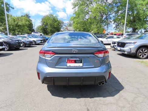 Used 2025 Toyota Corolla SE w/ Convenience Package FWD image 5