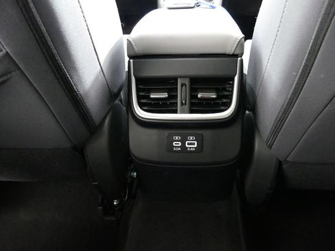 Used 2024 Subaru Outback Premium AWD/4WD image 26