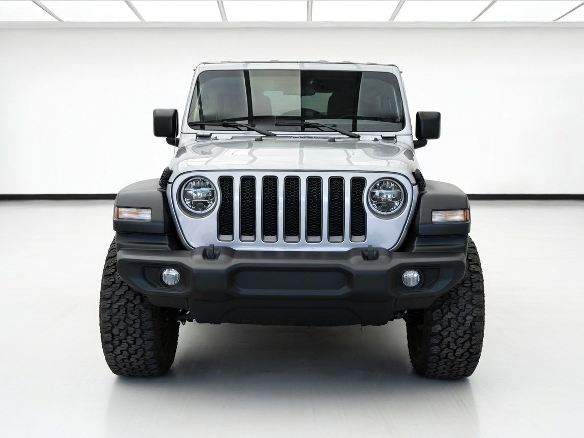 Used 2020 Jeep Wrangler Unlimited Sport AWD/4WD image 2