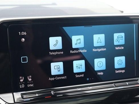 New 2026 Volkswagen Atlas SE image 15