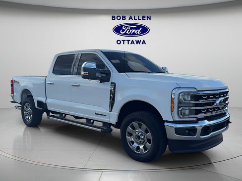 Used 2026 Ford F250 Lariat w/ Chrome Package AWD/4WD image 12