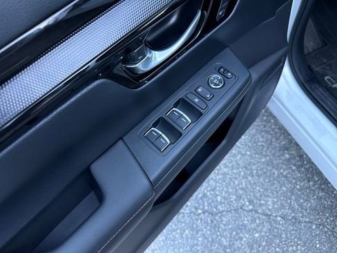 Used 2023 Honda CR-V Sport Touring image 14
