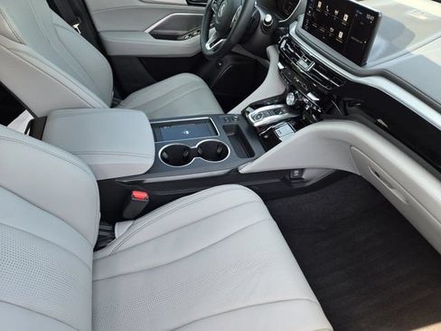 Certified 2026 Acura MDX FWD w/ Technology Package image 14