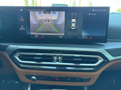 Used 2024 BMW 330i Sedan w/ Convenience Package RWD image 16