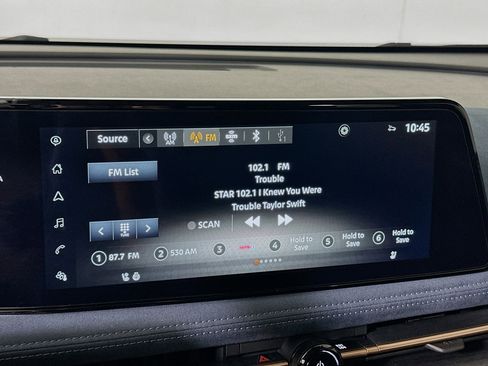 Used 2023 Nissan Ariya image 21