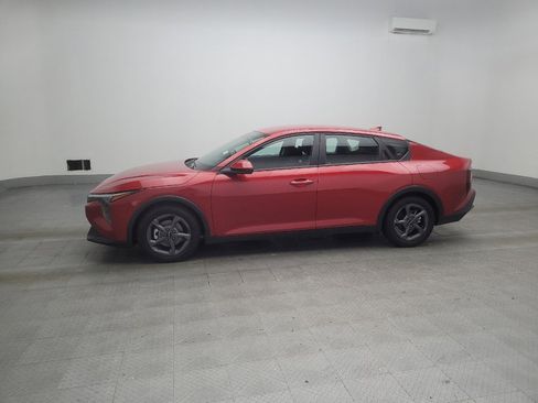 Used 2025 Kia K4 FWD image 2