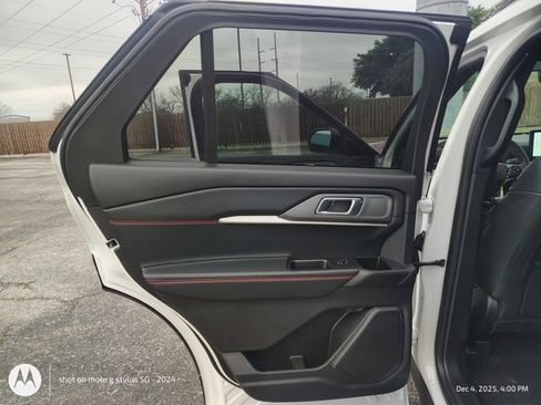 New 2026 Ford Explorer ST-Line w/ ST-Line Street Pack image 19