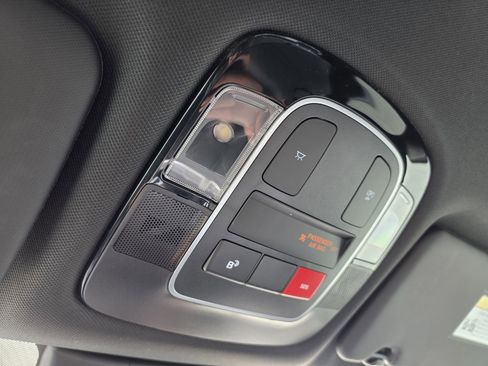 Certified 2025 Hyundai Santa Cruz SEL image 28