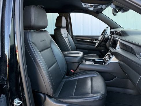 Used 2023 GMC Yukon Denali image 31