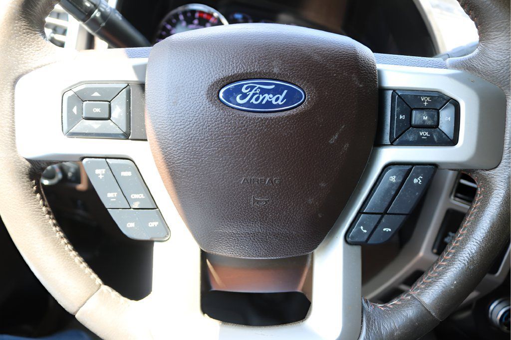 Used 2020 Ford F250 King Ranch w/ King Ranch Ultimate Package AWD/4WD image 24