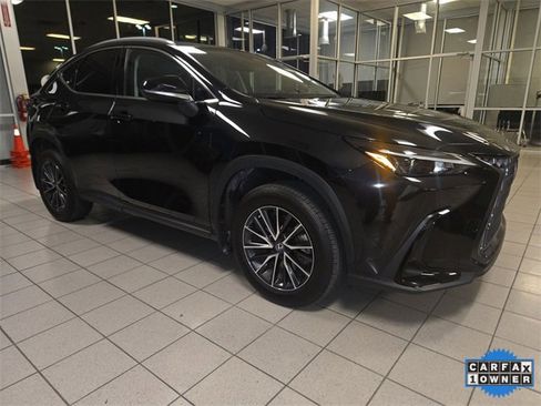Used 2022 Lexus NX 250 FWD image 2