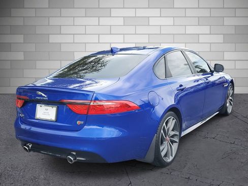 Used 2018 Jaguar XF S image 5
