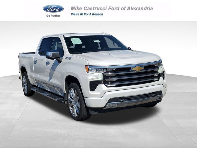 Used 2024 Chevrolet Silverado 1500 High Country w/ High Country Premium Package AWD/4WD image 1