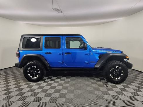 Used 2024 Jeep Wrangler Unlimited Rubicon 4xe w/ Convenience Group AWD/4WD image 6