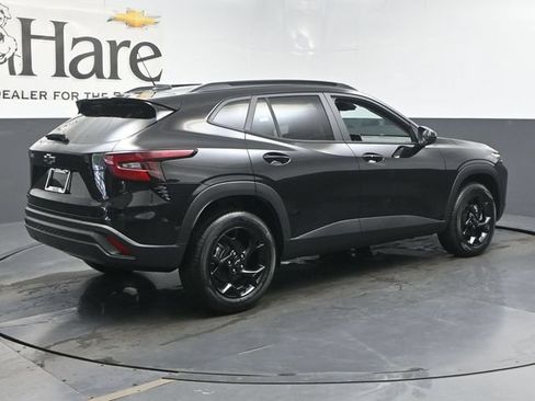 New 2026 Chevrolet Trax LT w/ Driver Confidence Package FWD image 28