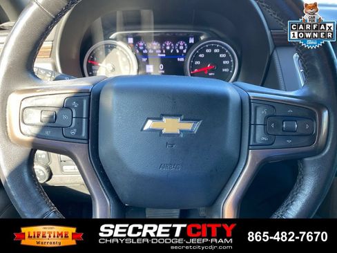 Used 2021 Chevrolet Suburban High Country w/ Premium Package AWD/4WD image 17