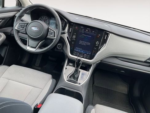 Used 2024 Subaru Outback Premium AWD/4WD image 10