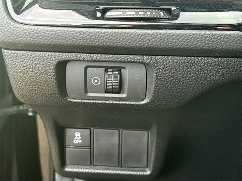 Used 2025 Honda Civic Sport image 10