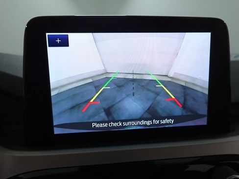 Used 2020 Ford Escape SE image 19