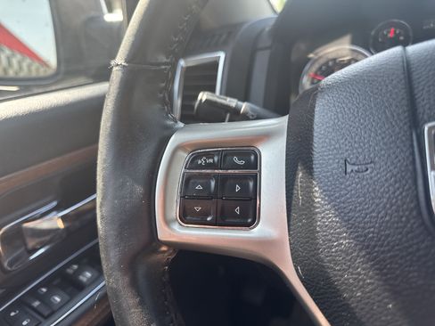 Used 2016 RAM 1500 Laramie w/ Convenience Group image 20