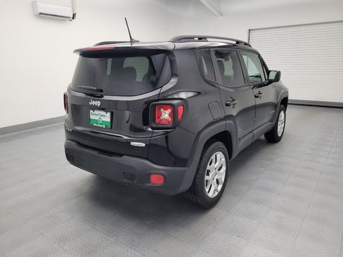 Used 2015 Jeep Renegade Latitude AWD/4WD image 9