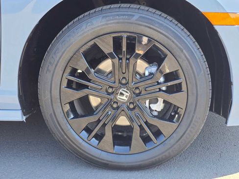 Used 2025 Honda Odyssey Sport-L image 9