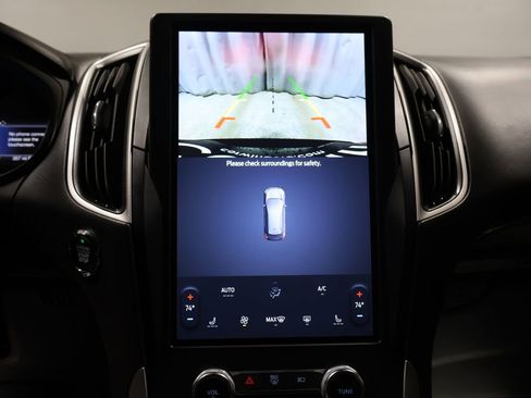 Used 2024 Ford Edge ST-Line image 25