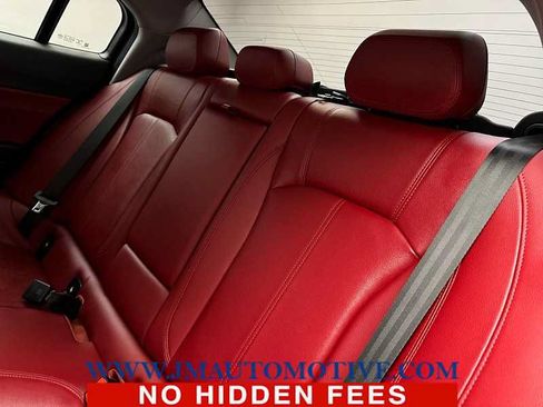 Used 2020 Alfa Romeo Giulia Ti w/ Active Blind Spot Package AWD/4WD image 16
